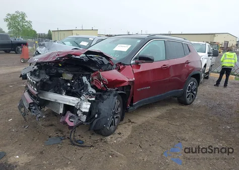 2022 Jeep Compass Limited 4X4 z USA, uszkodzony, nr VIN 3C4NJDCB9NT180208